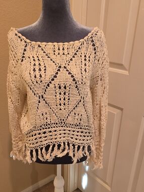 Off-the-Shoulder Crochet Fringe Sweater - Cream